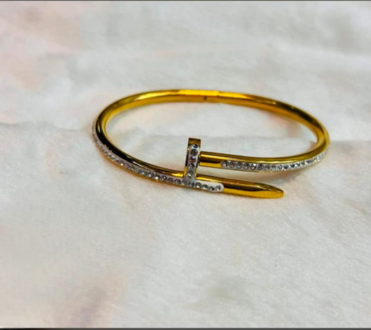 Premium Cartier Nail Diamond Handcuff