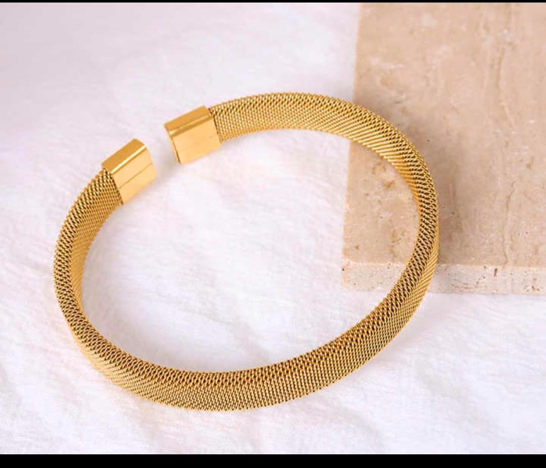 Adjustable Luxury Stainless Steel Handcuff