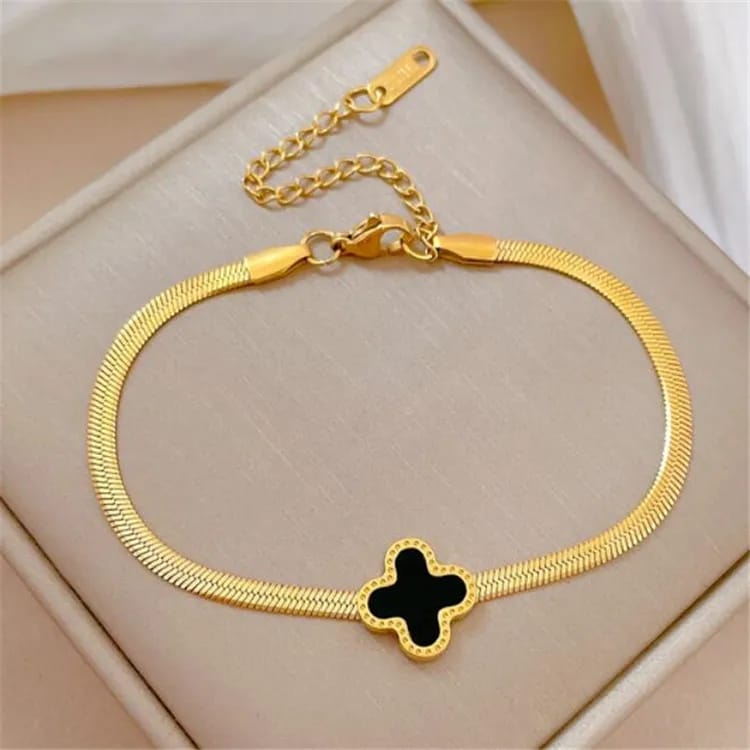 Clover Snake Chain Bracelet
